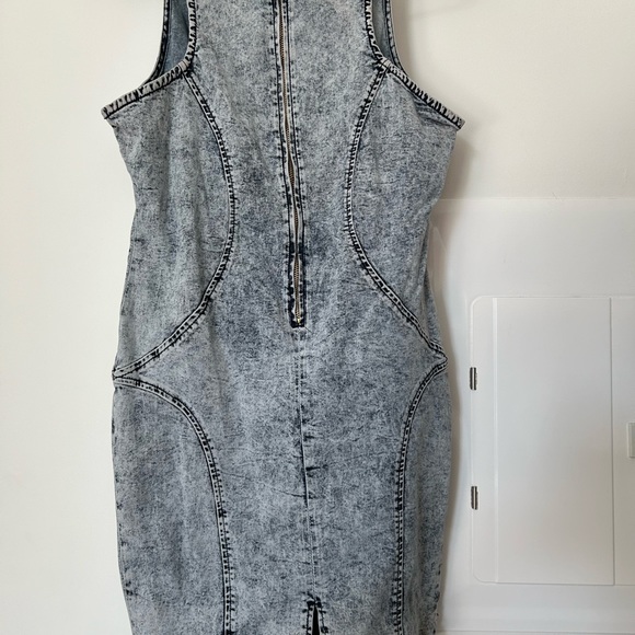 Denim mini dress - Picture 2 of 3